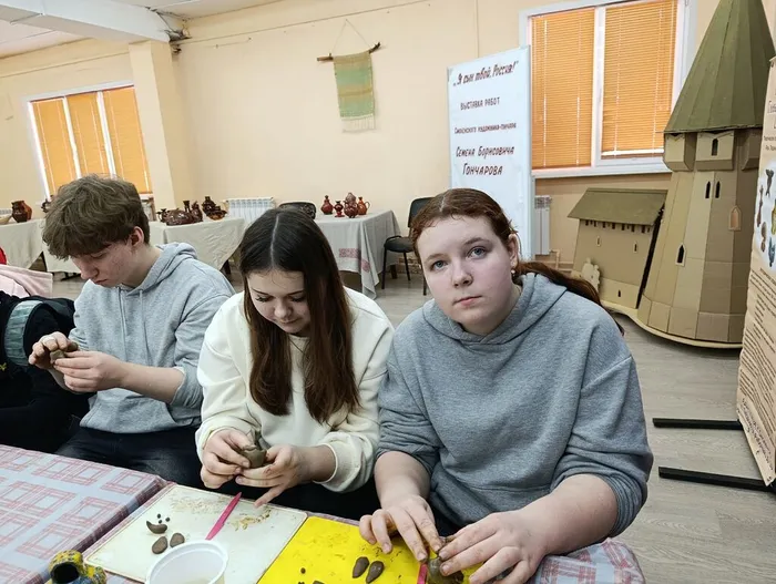 Выставка гончарных изделий С.Б. Гончарова