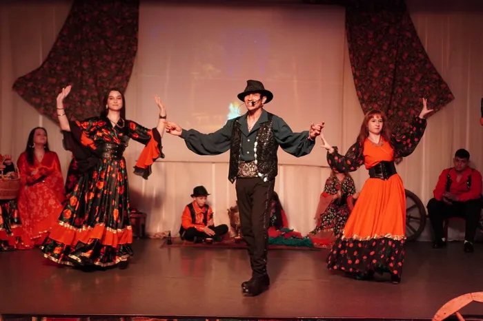 Театрализованная концертная программа «Цыгане едут!»