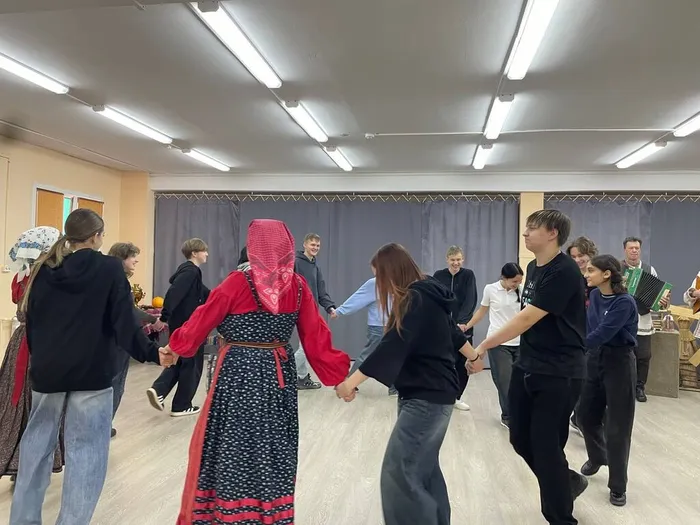 Традиционные фольклорные посиделки «Кузьминки»