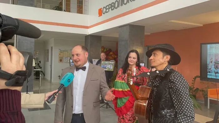 Поздравление народного ансамбля народной песни «Припевка» 
с юбилеем