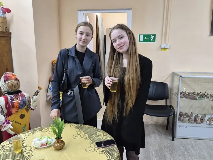 Тематическая программа «За кулисами театра»