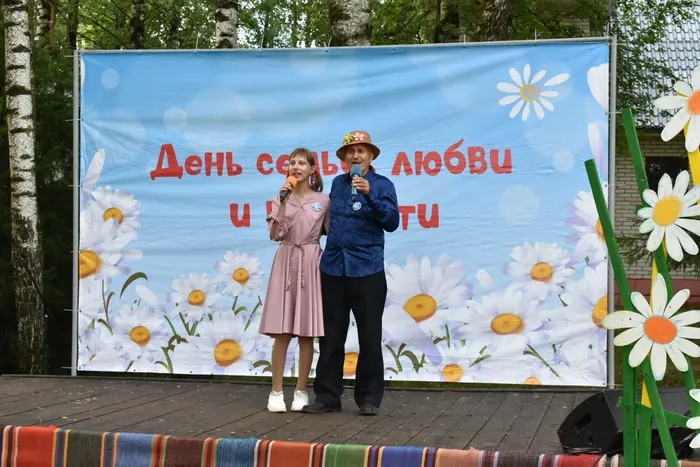 Фестиваль семейного творчества «Семья талантами богата»