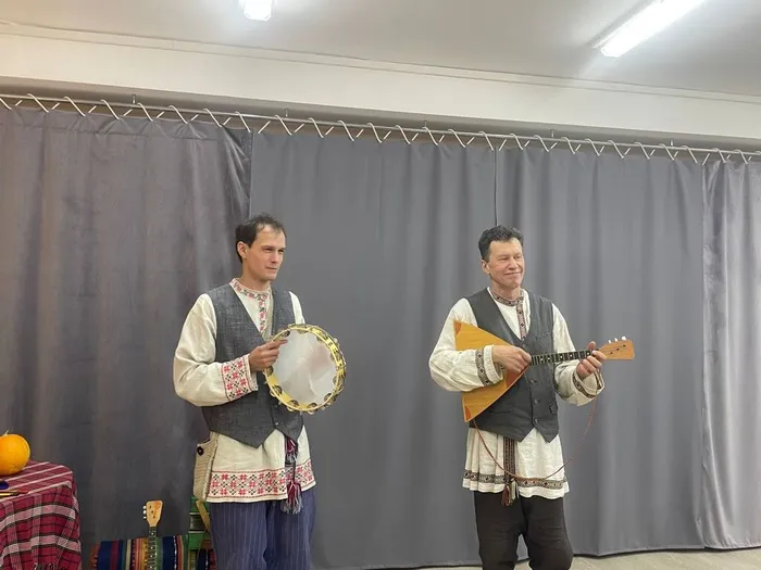 Традиционные фольклорные посиделки «Кузьминки»