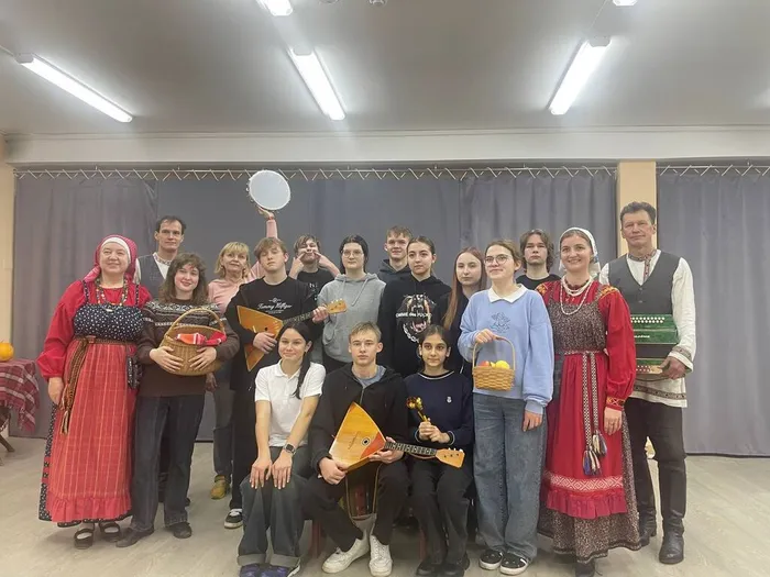 Традиционные фольклорные посиделки «Кузьминки»